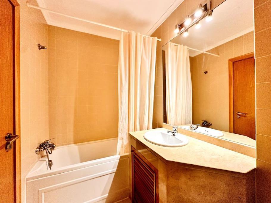 Sweety Bela Vista Apartment Lizbona Zewnętrze zdjęcie